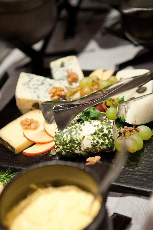 Hotel Indigo Vienna - Naschmarkt By Ihg Ngoại thất bức ảnh